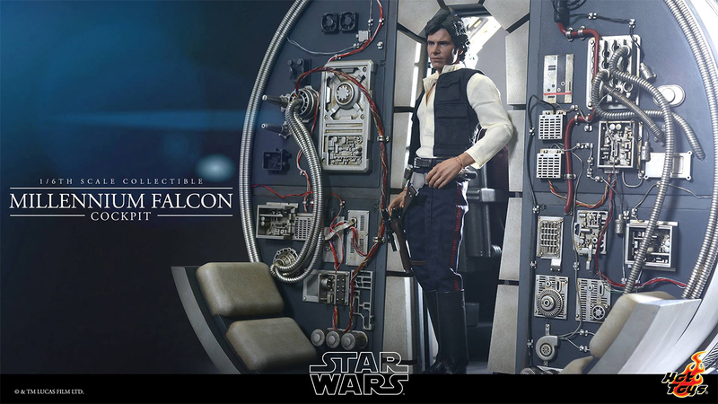 Illustration for article titled More Photos of That Millennium Falcon Cockpit Replica To Drool Over